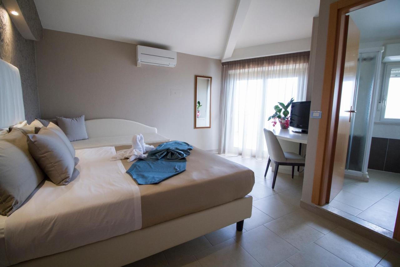Hotel Lady Mary Milano Marittima Luaran gambar